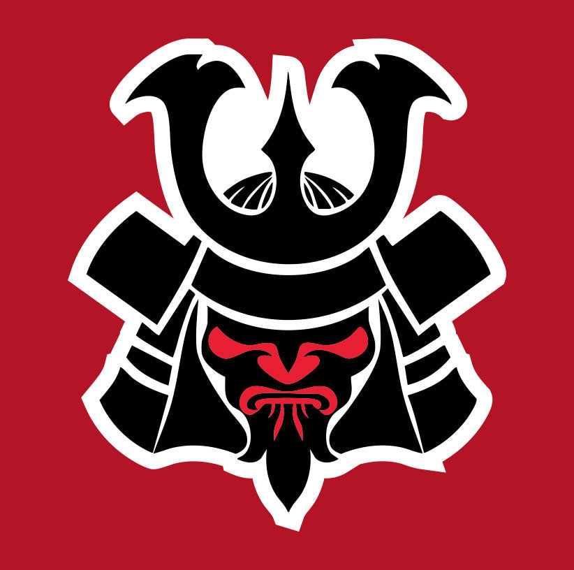 Masque de samouraï japonais stylisé noir et rouge avec casque à cornes sur fond rouge